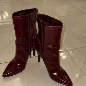 Elegant Burgundy Ankle Boots